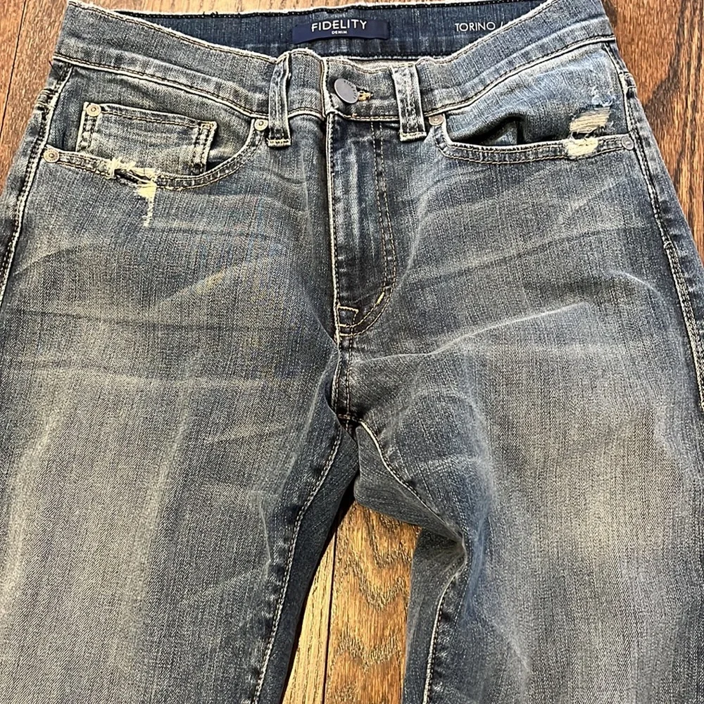 FIDELITY Men’s Torino Monterey Distressed Stretch Jeans NWOT SZ 31 - Picture 2 of 11